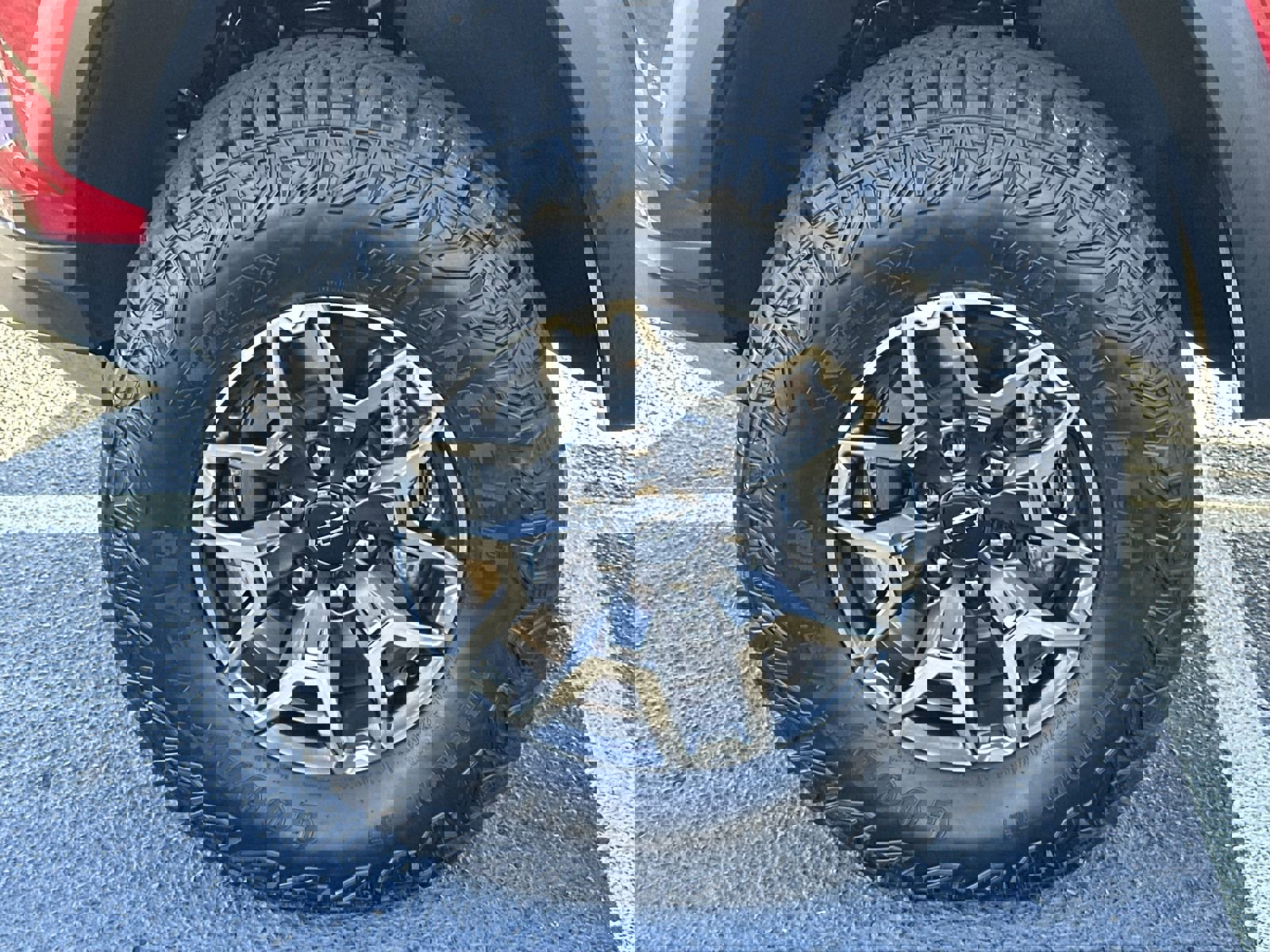 Certified 2024 Chevrolet Colorado ZR2 w/ Technology Package image 13