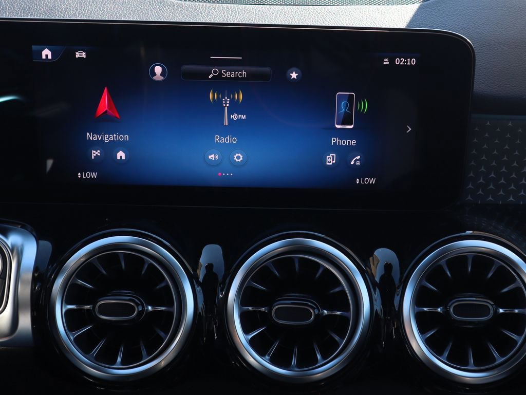 New 2026 Mercedes-Benz GLB 35 AMG 4MATIC image 8