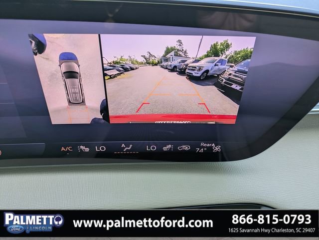 Used 2025 Buick Enclave Preferred FWD image 23