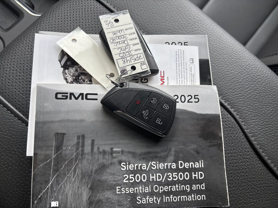 Certified 2025 GMC Sierra 3500 Denali w/ Denali Reserve Package AWD/4WD image 34