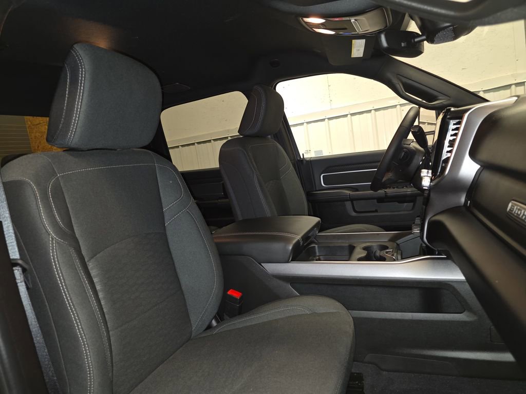 Used 2026 RAM 3500 Big Horn image 34