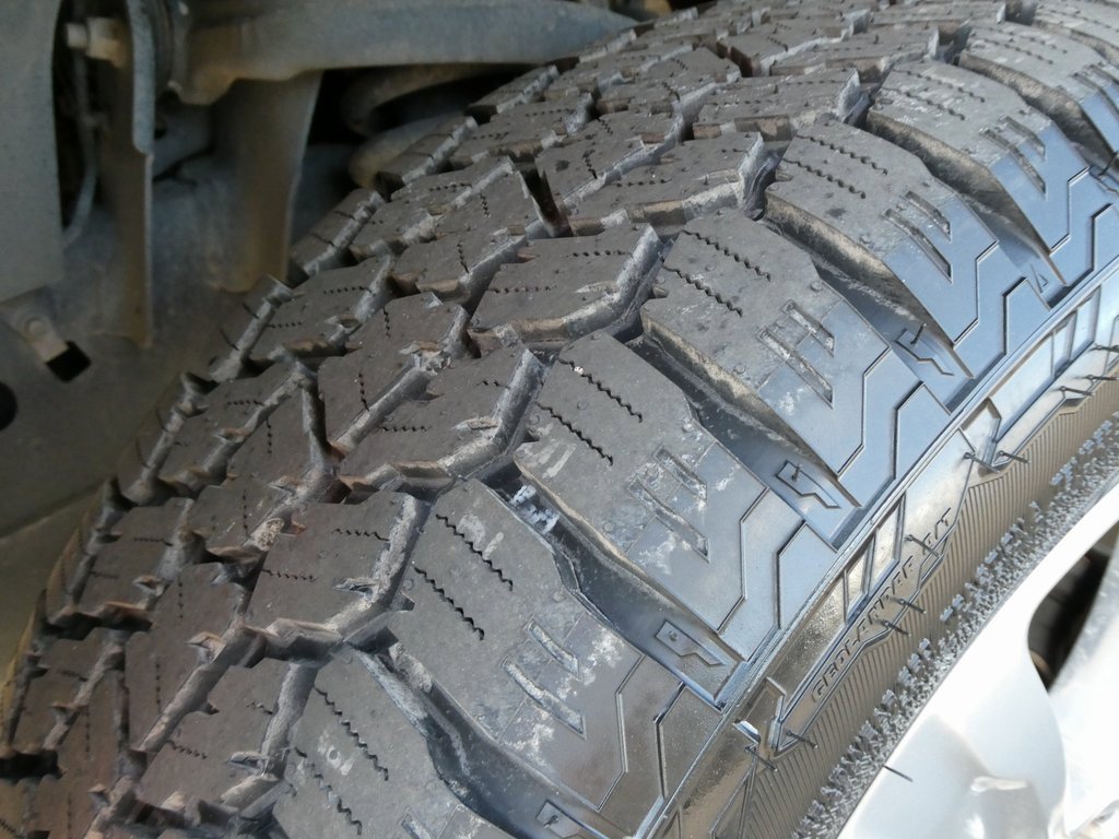 Used 2017 Ford F150 Platinum w/ Equipment Group 701A Luxury image 12