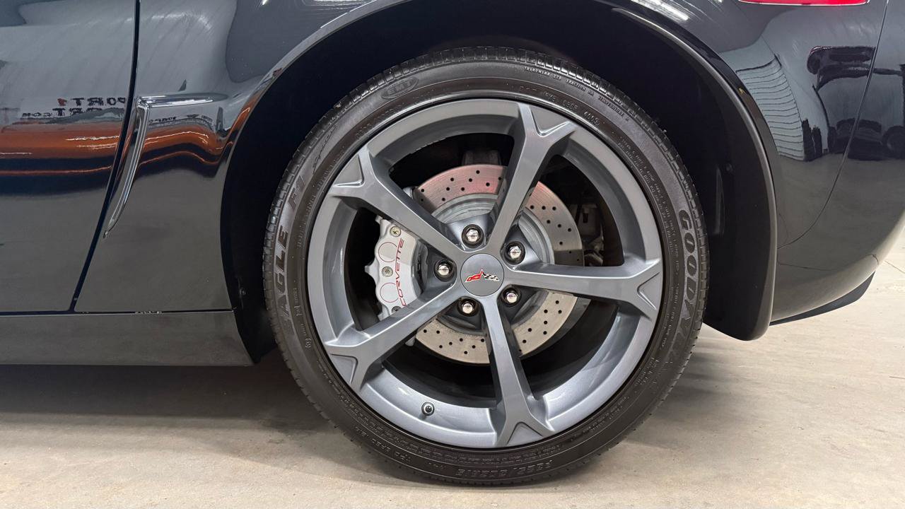 Used 2010 Chevrolet Corvette Grand Sport w/ Preferred Equipment Group RWD image 42