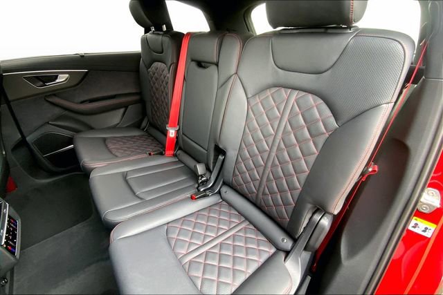 New 2026 Audi Q7 3.0T Prestige image 9
