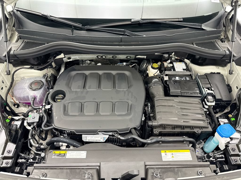 New 2026 Volkswagen Tiguan SE R-Line FWD image 27