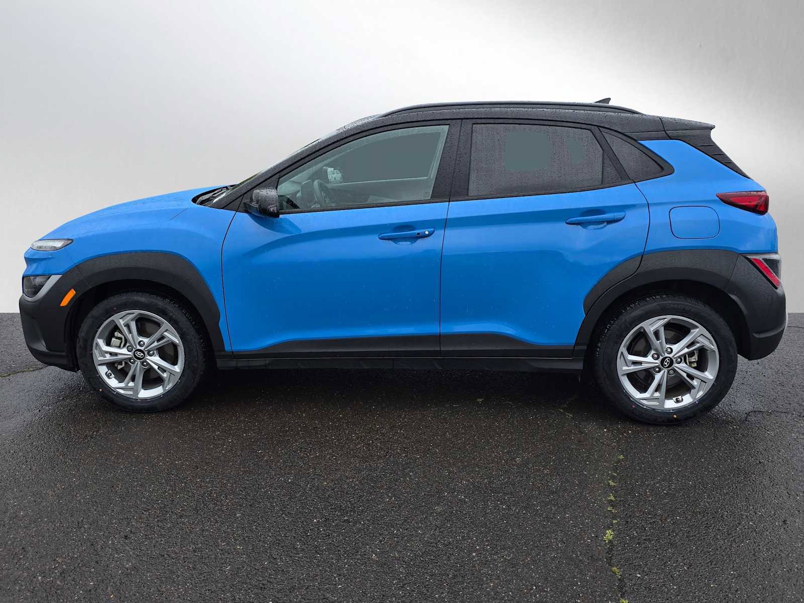 Used 2022 Hyundai Kona SEL AWD/4WD image 6