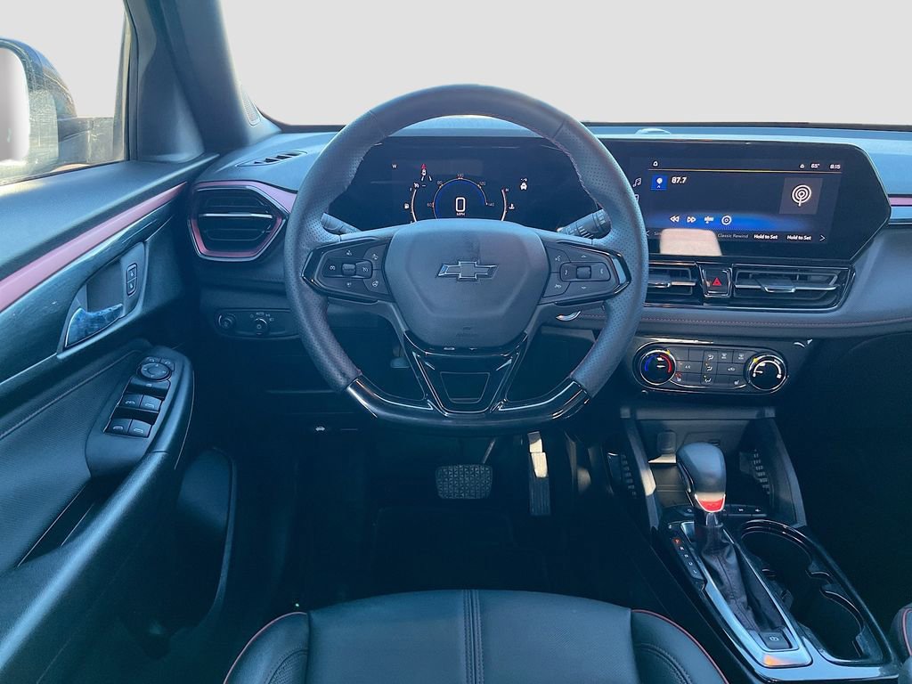 Used 2025 Chevrolet TrailBlazer RS w/ Driver Confidence Package image 21