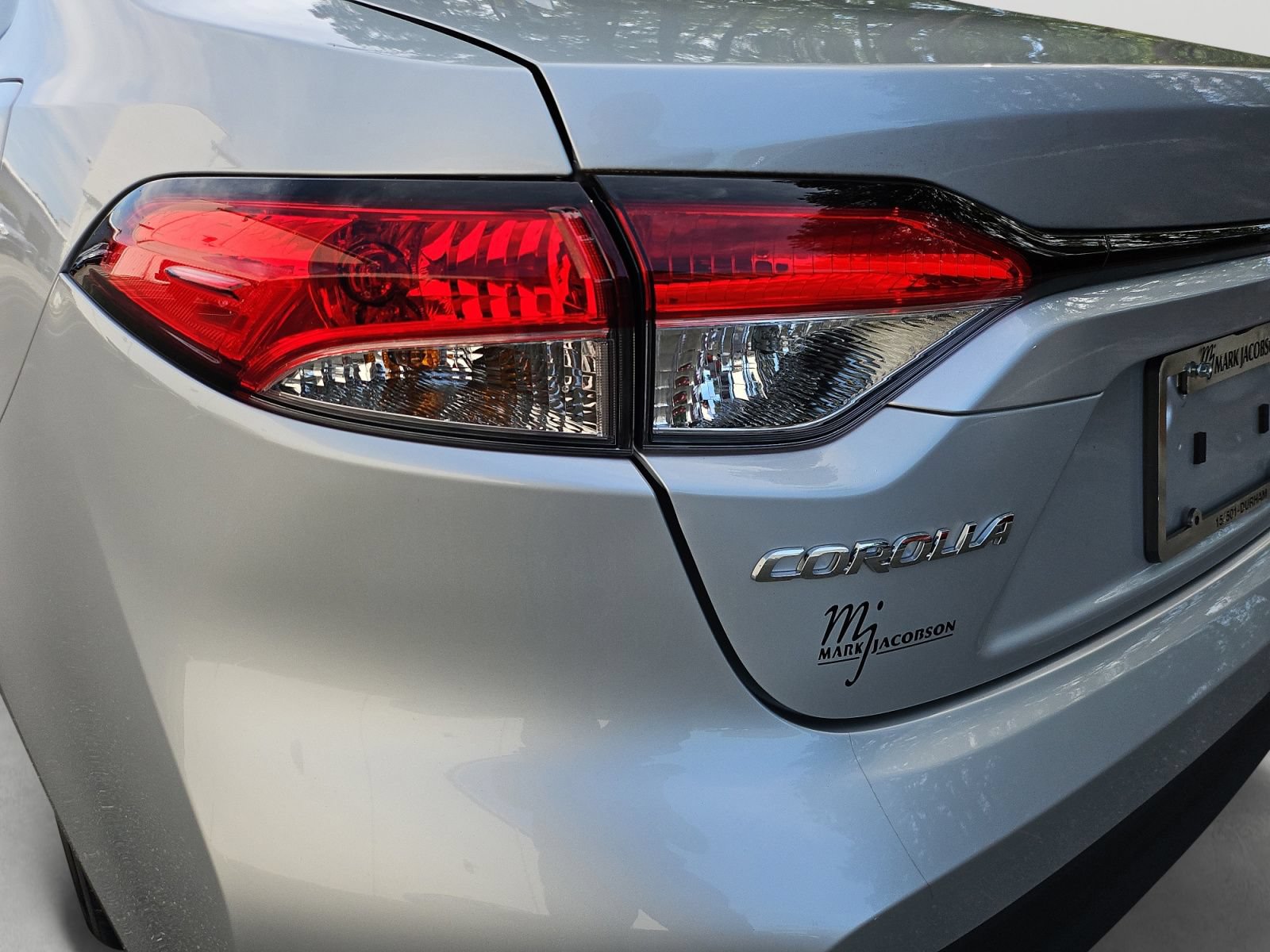 Used 2024 Toyota Corolla LE FWD image 20