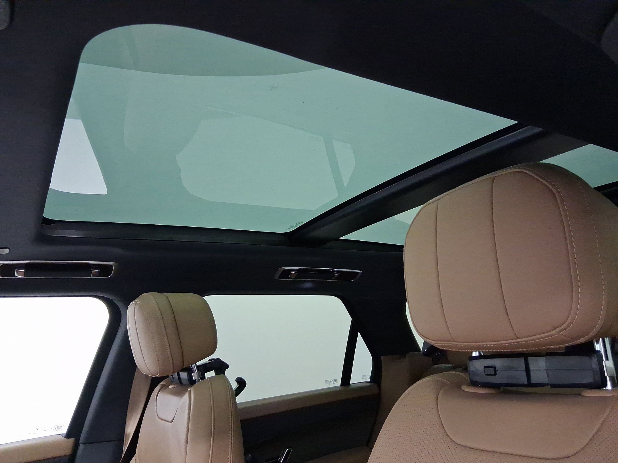 New 2025 Land Rover Range Rover Sport SE image 13