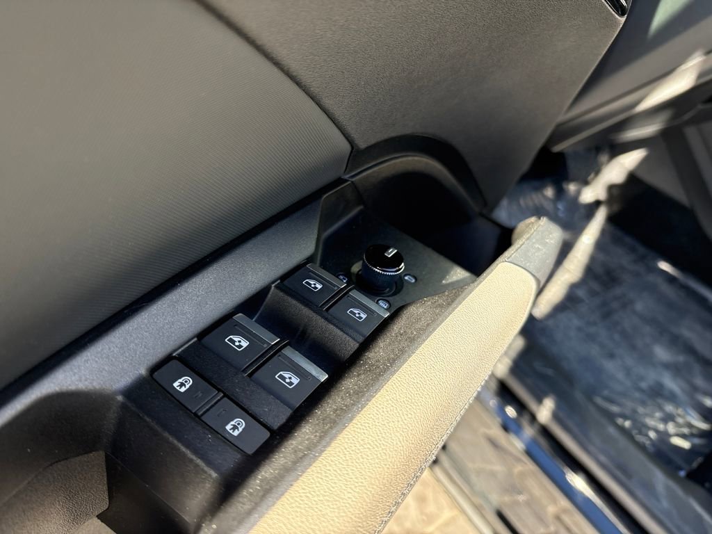 Used 2024 Audi Q4 e-tron Premium Plus image 11