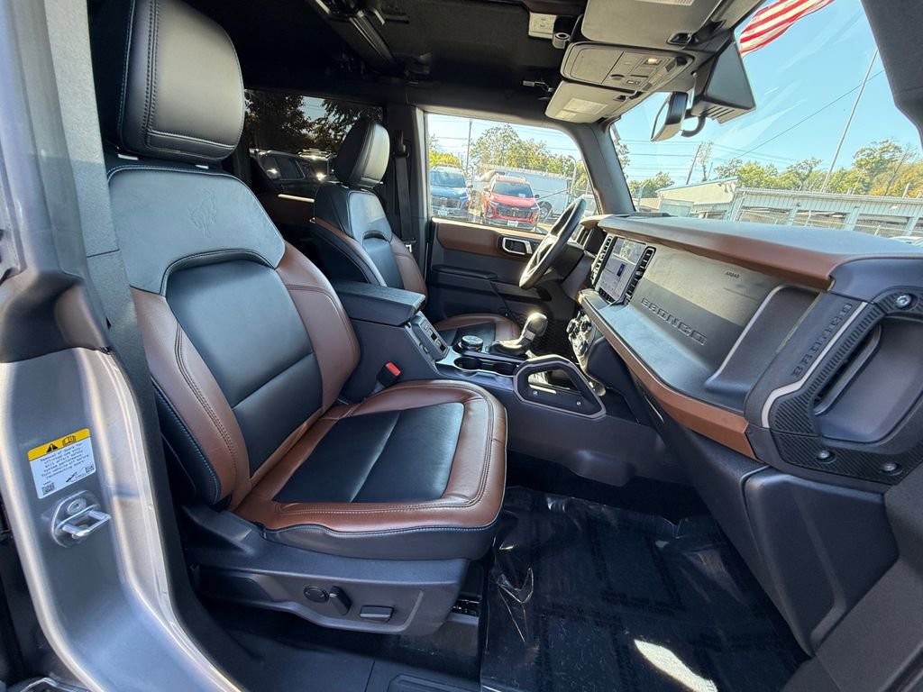 Used 2024 Ford Bronco Outer Banks image 23