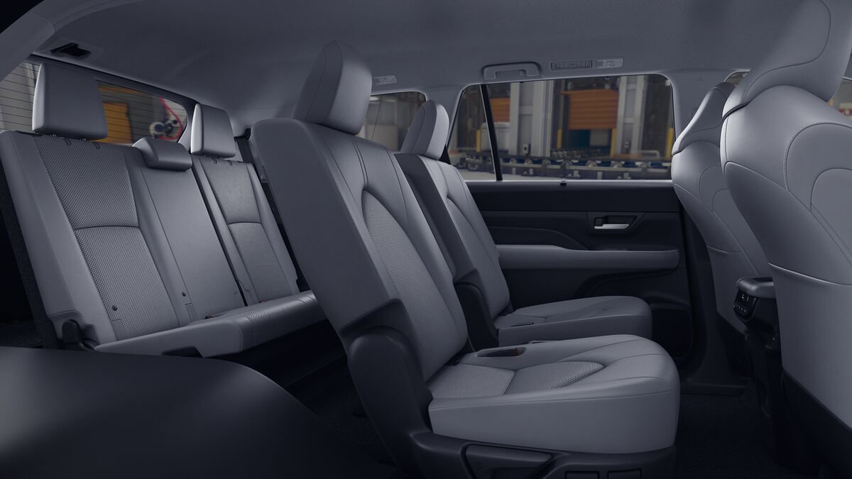 New 2026 Toyota Grand Highlander AWD Hybrid image 21