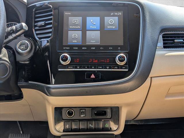 Used 2020 Mitsubishi Outlander SE FWD image 14