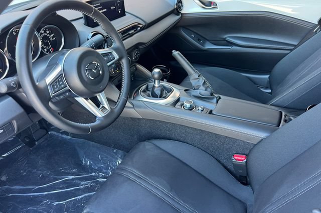 New 2026 MAZDA MX-5 Miata Club w/ Interior Package RWD image 11