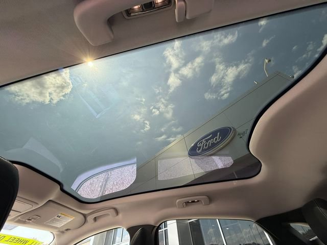 Used 2023 Ford Mustang Mach-E Premium image 17