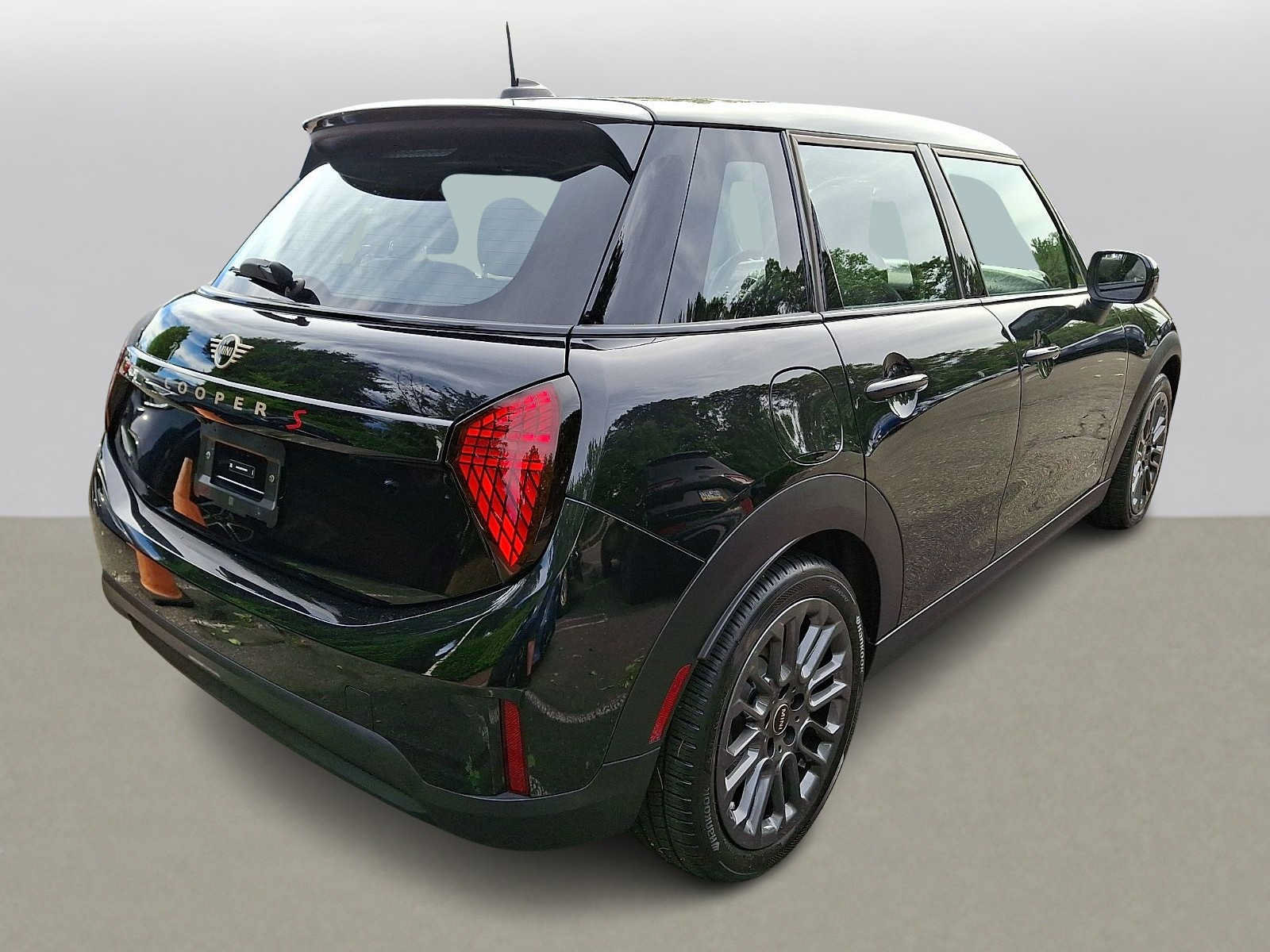 Used 2026 MINI Cooper S FWD image 4