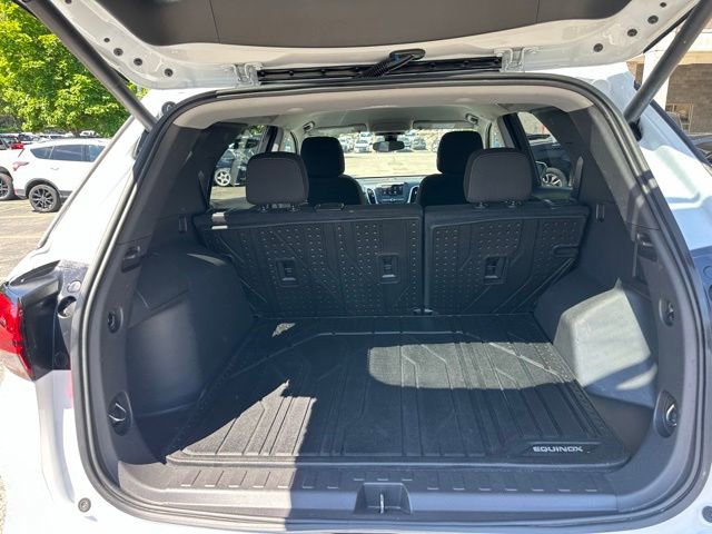 Used 2024 Chevrolet Equinox LT w/ LPO, Floor Liner Package FWD image 26