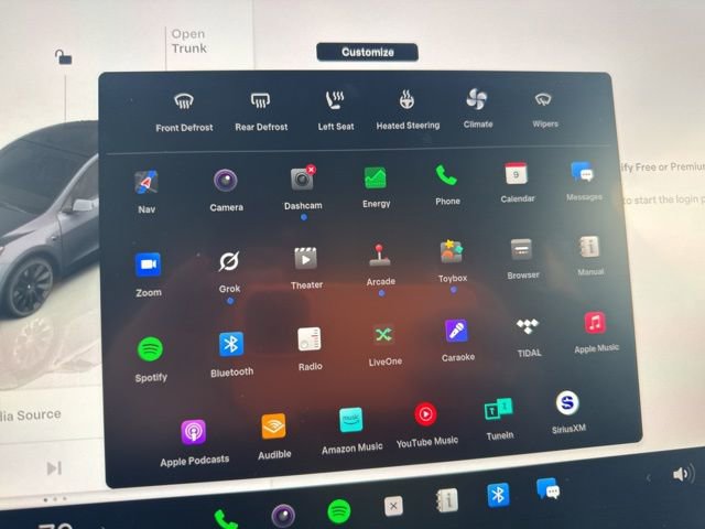 Used 2023 Tesla Model Y Long Range image 26