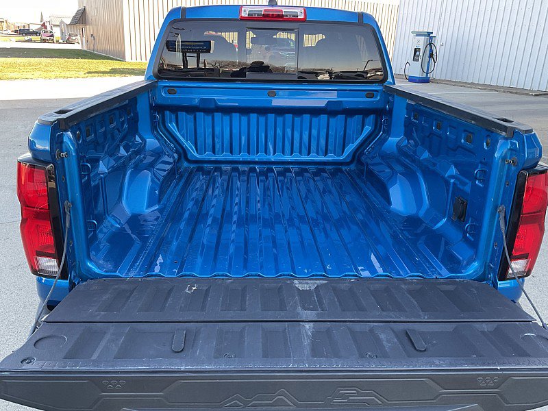 Used 2023 Chevrolet Colorado Z71 w/ Z71 Convenience Package 2 image 11