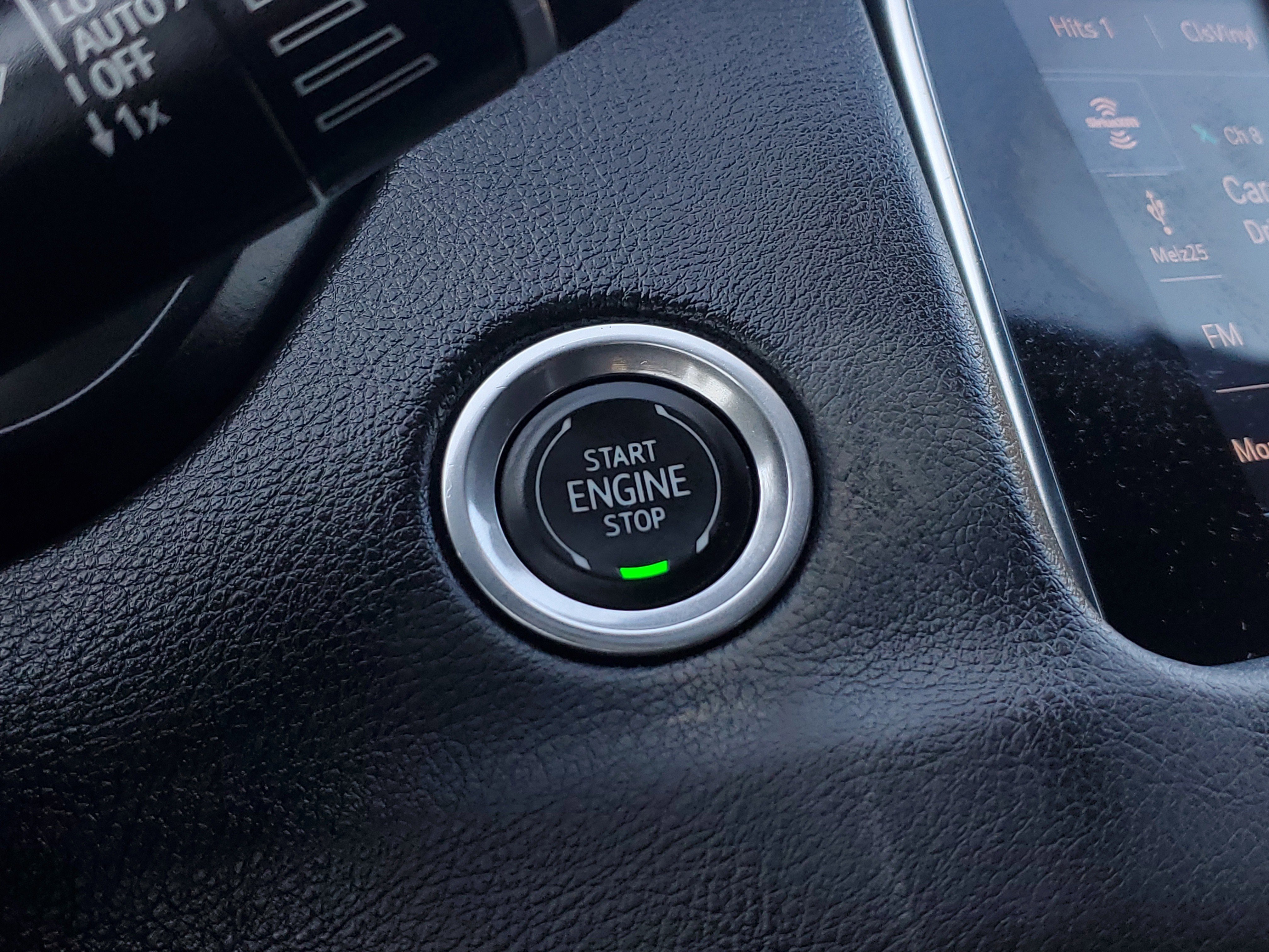 Used 2022 Cadillac XT4 Sport w/ Enhanced Visibility Package image 33