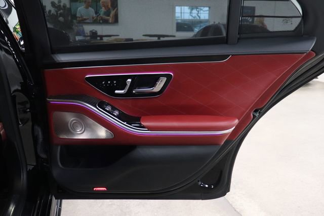 Used 2022 Mercedes-Benz S 580 4MATIC Sedan image 19