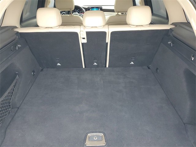 Used 2022 Mercedes-Benz GLC 300 image 9