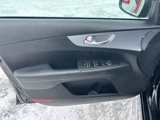 Used 2024 Kia Forte LXS image 11