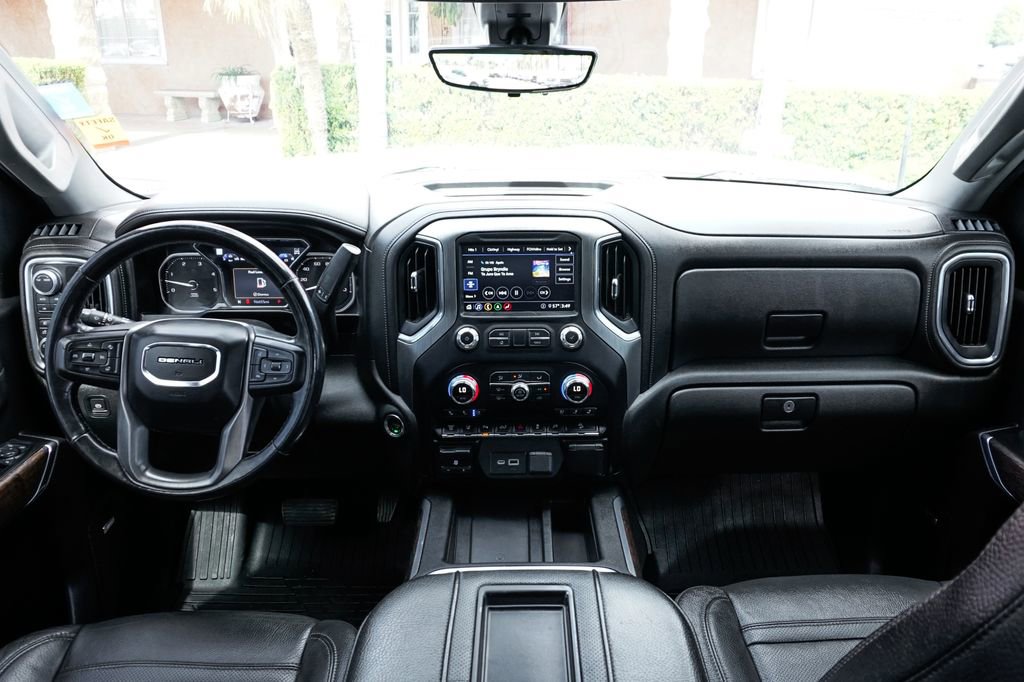 Used 2020 GMC Sierra 3500 Denali w/ Denali Ultimate Package image 27