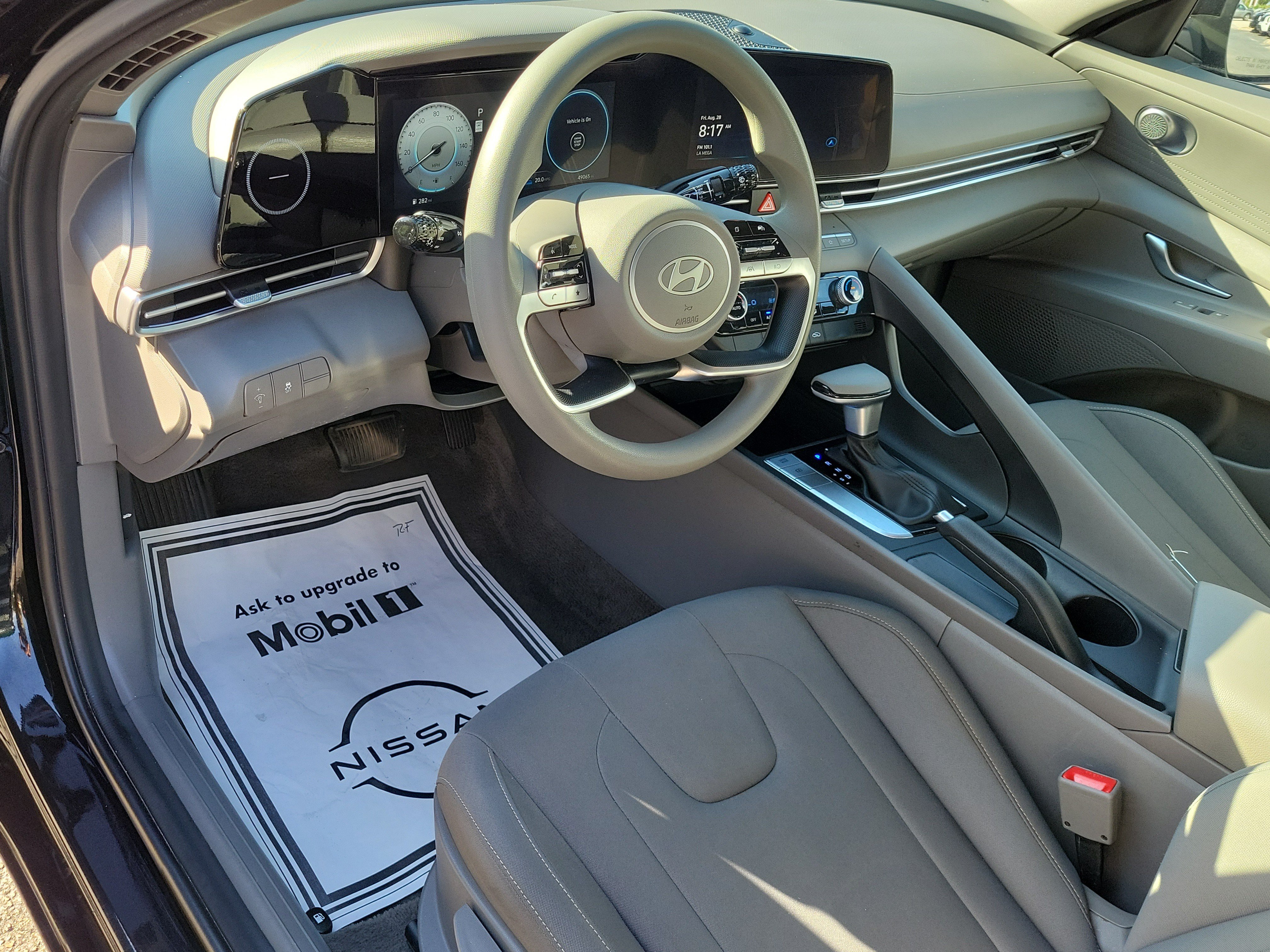 Used 2024 Hyundai Elantra SEL FWD image 18