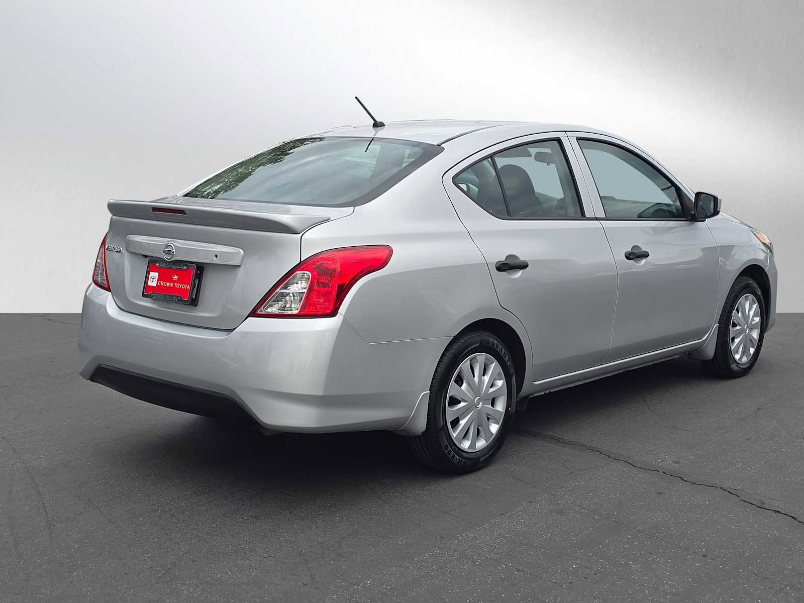 Used 2019 Nissan Versa S Plus image 7