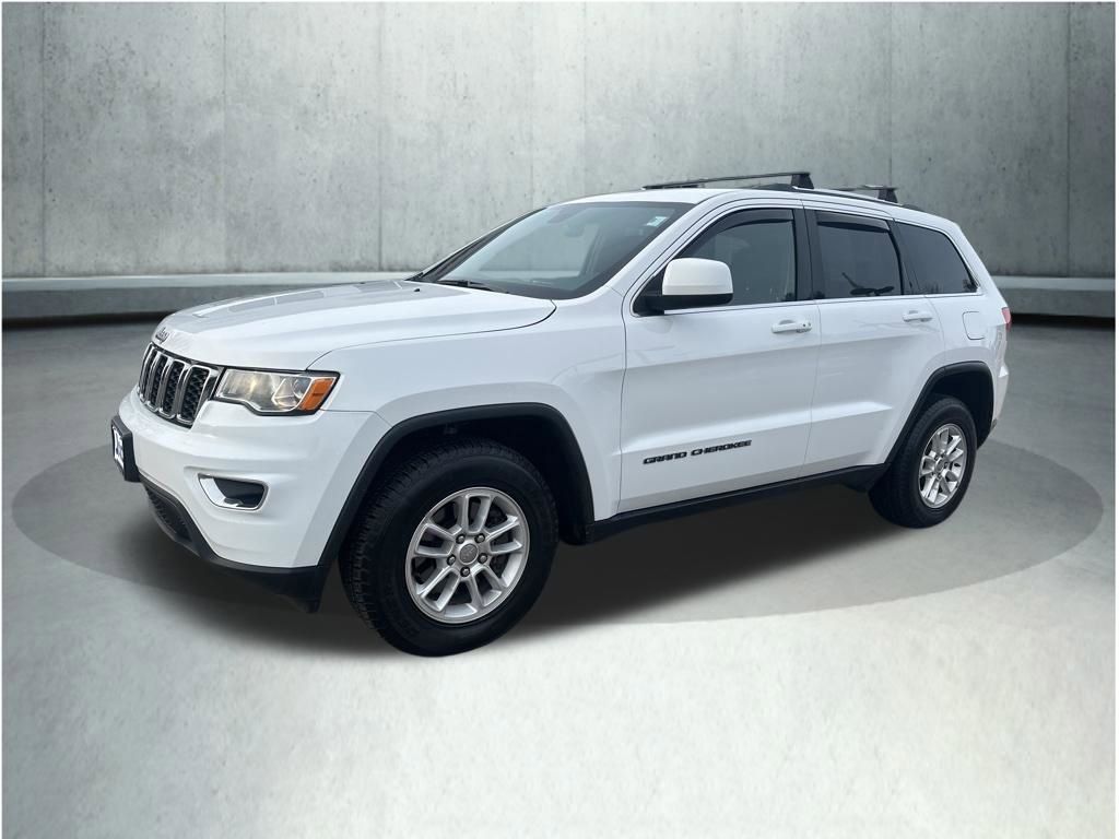 Used 2018 Jeep Grand Cherokee Laredo image 1