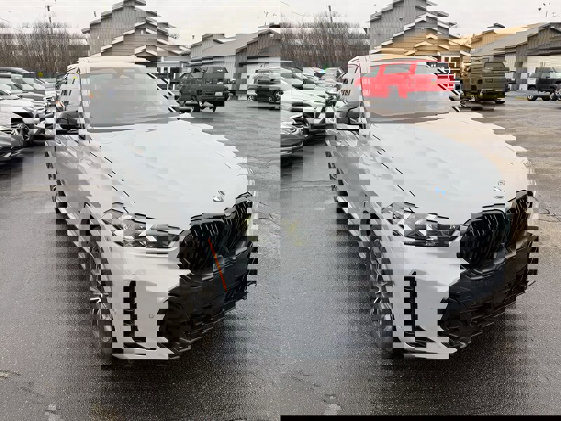 Used 2026 BMW X6 M60i image 3