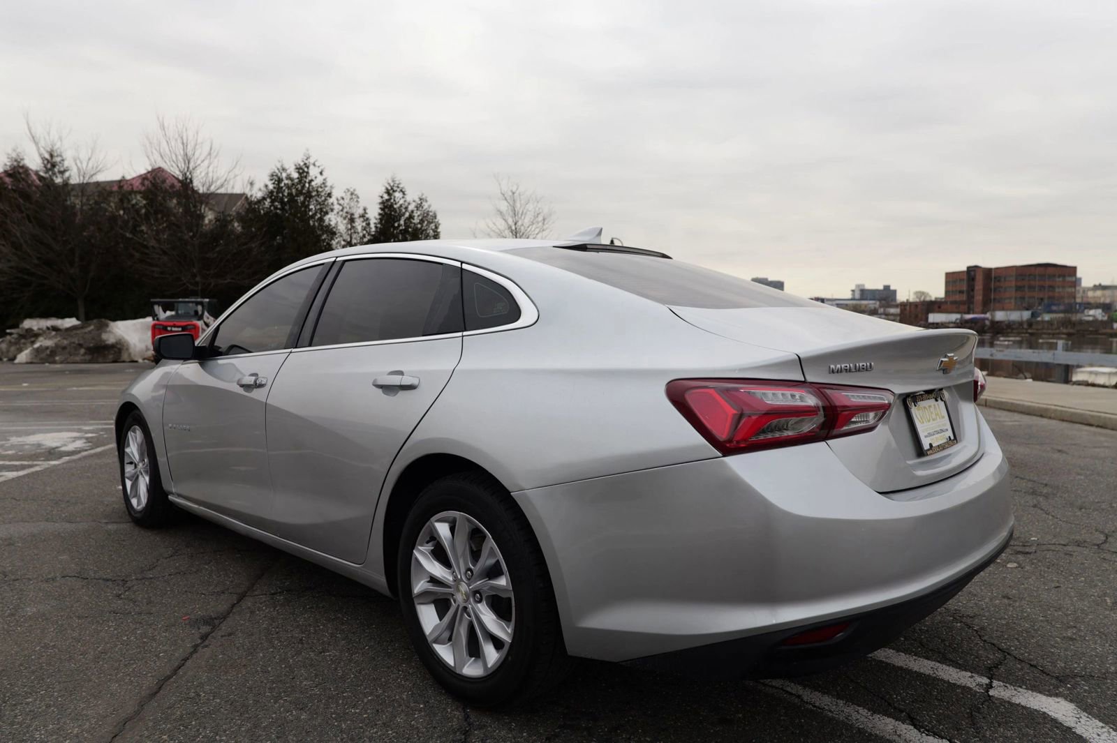 Used 2020 Chevrolet Malibu LT image 6