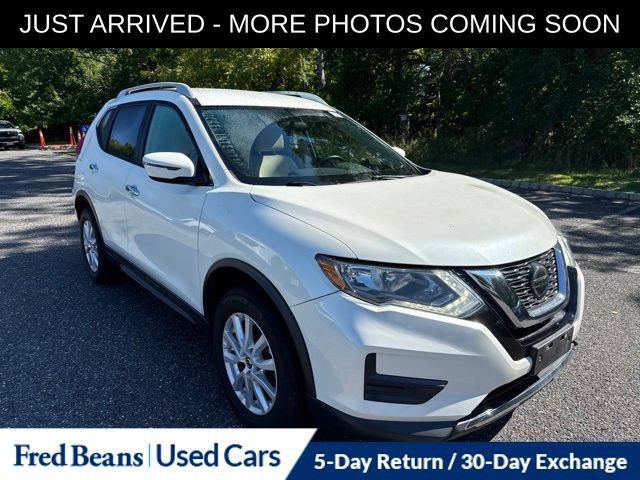 Used 2018 Nissan Rogue SV AWD/4WD image 1