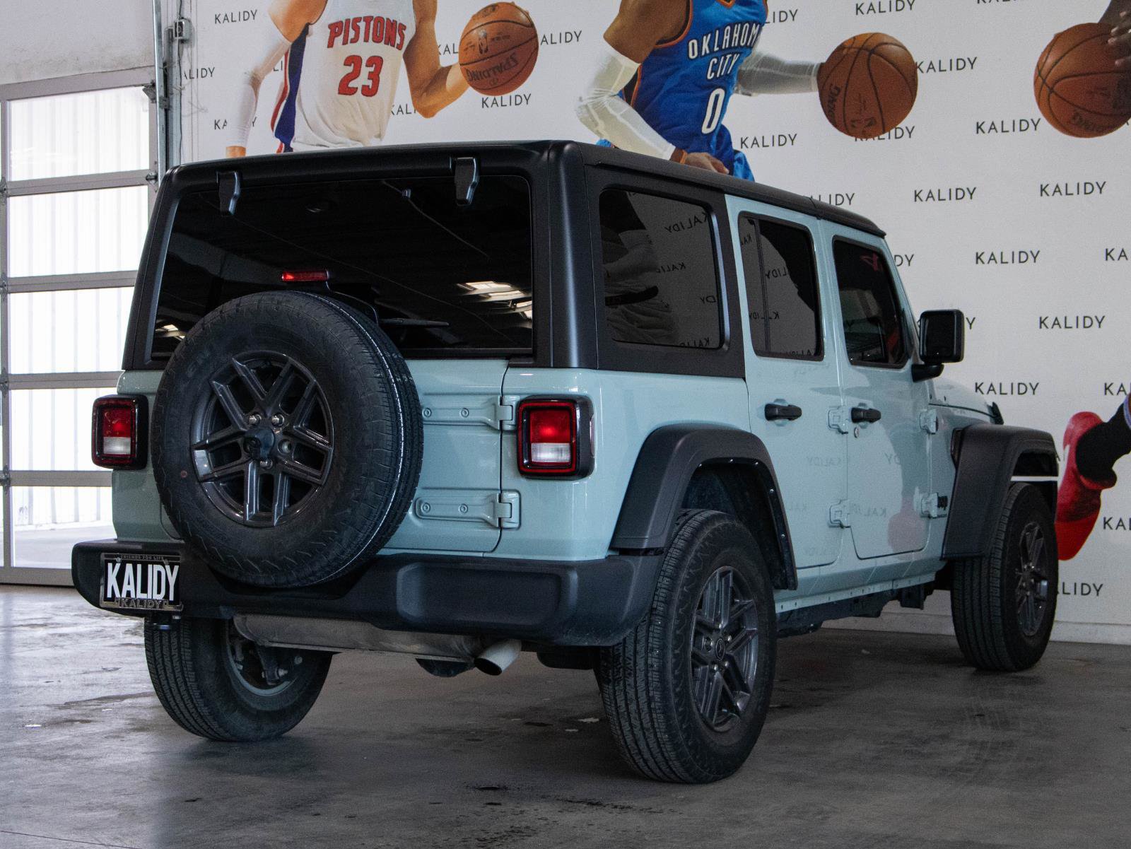 Used 2024 Jeep Wrangler Sport S AWD/4WD image 24