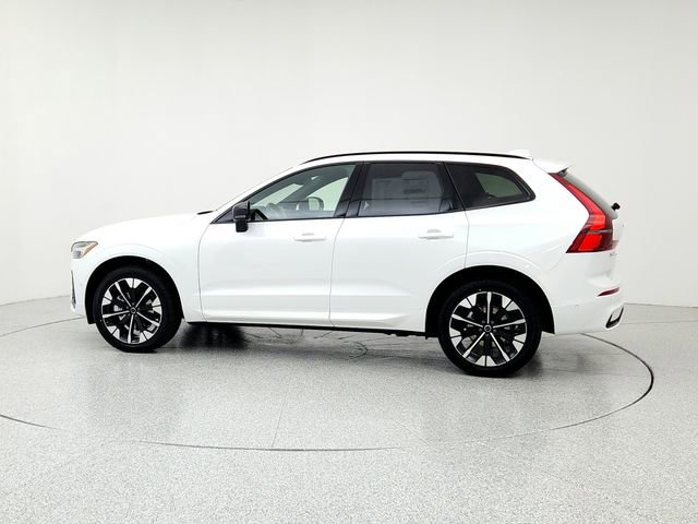 New 2026 Volvo XC60 B5 Plus w/ Climate Package image 7