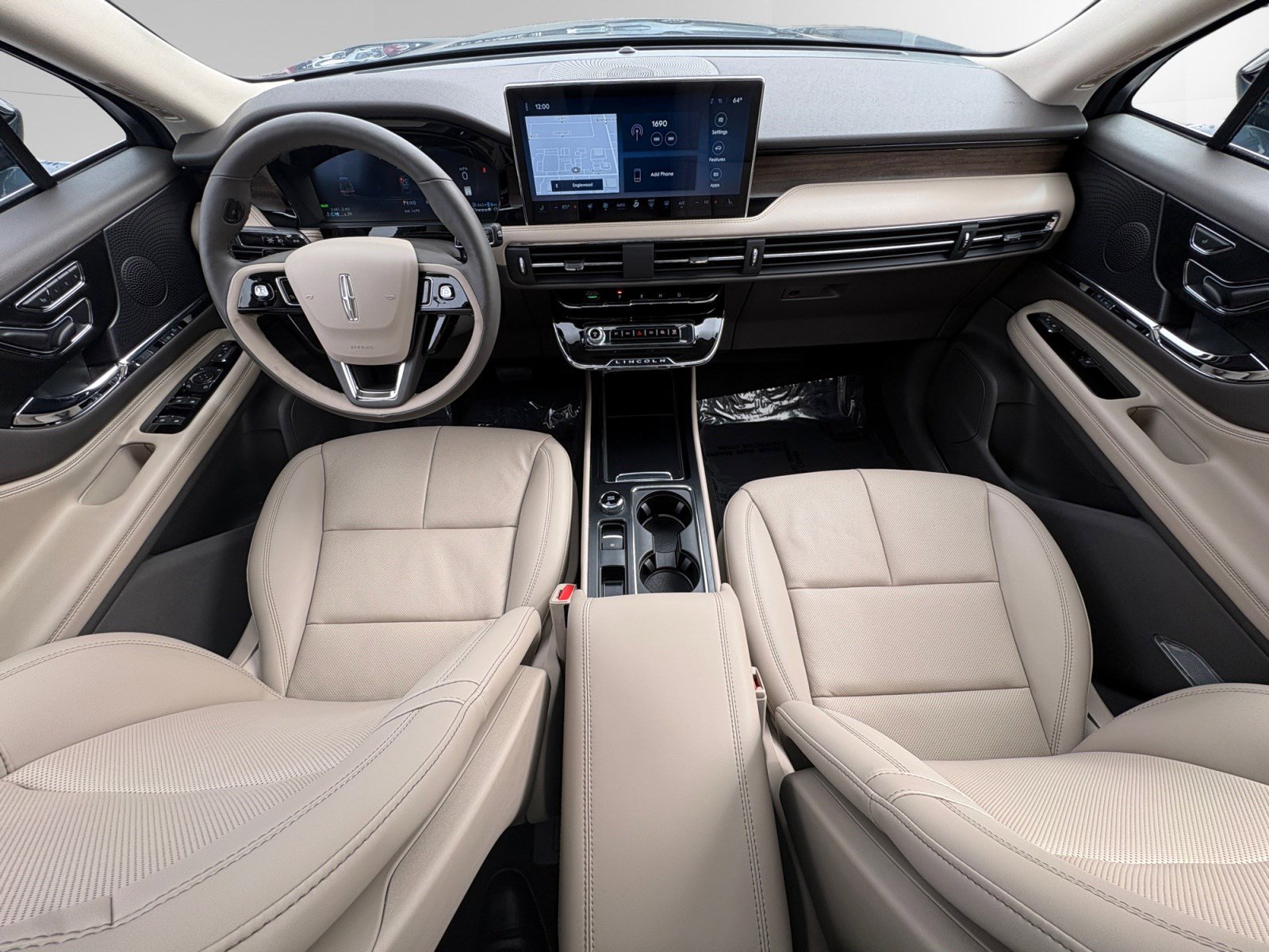 Certified 2024 Lincoln Corsair Grand Touring w/ Equipment Group 301A image 10