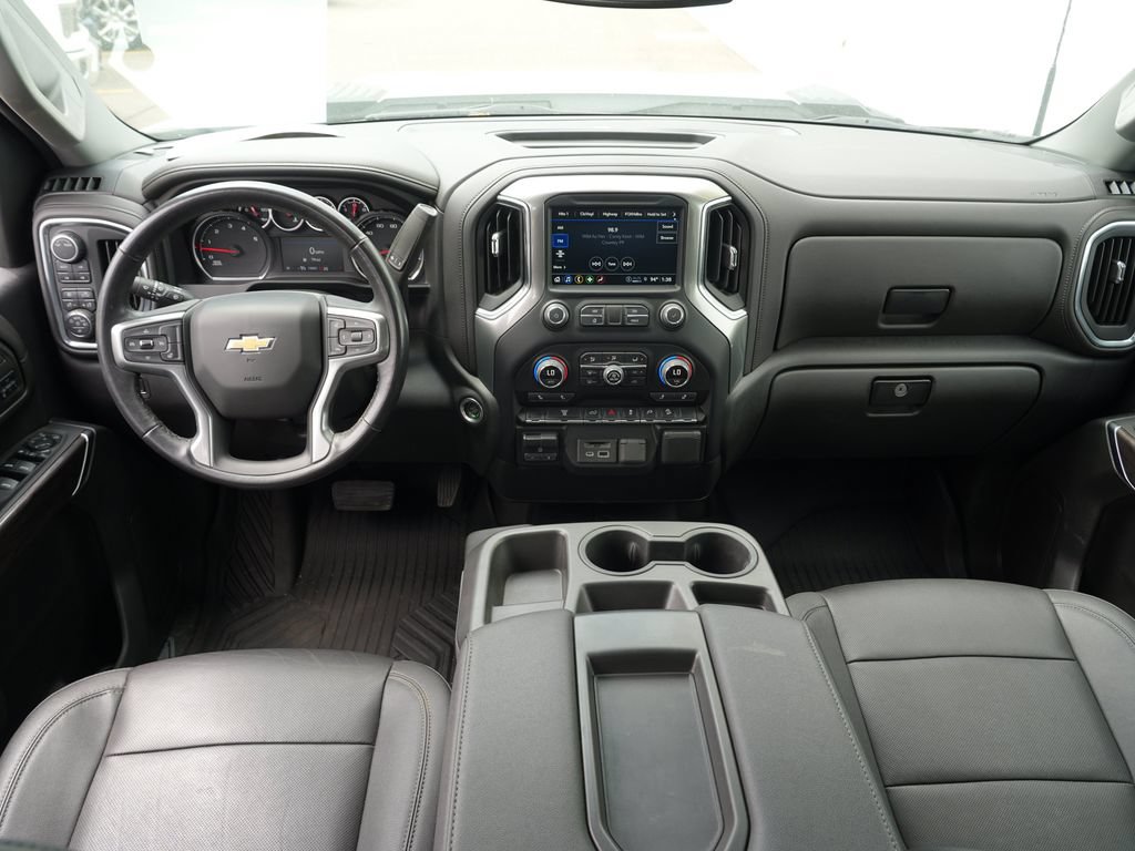 Used 2022 Chevrolet Silverado 3500 LTZ AWD/4WD image 25