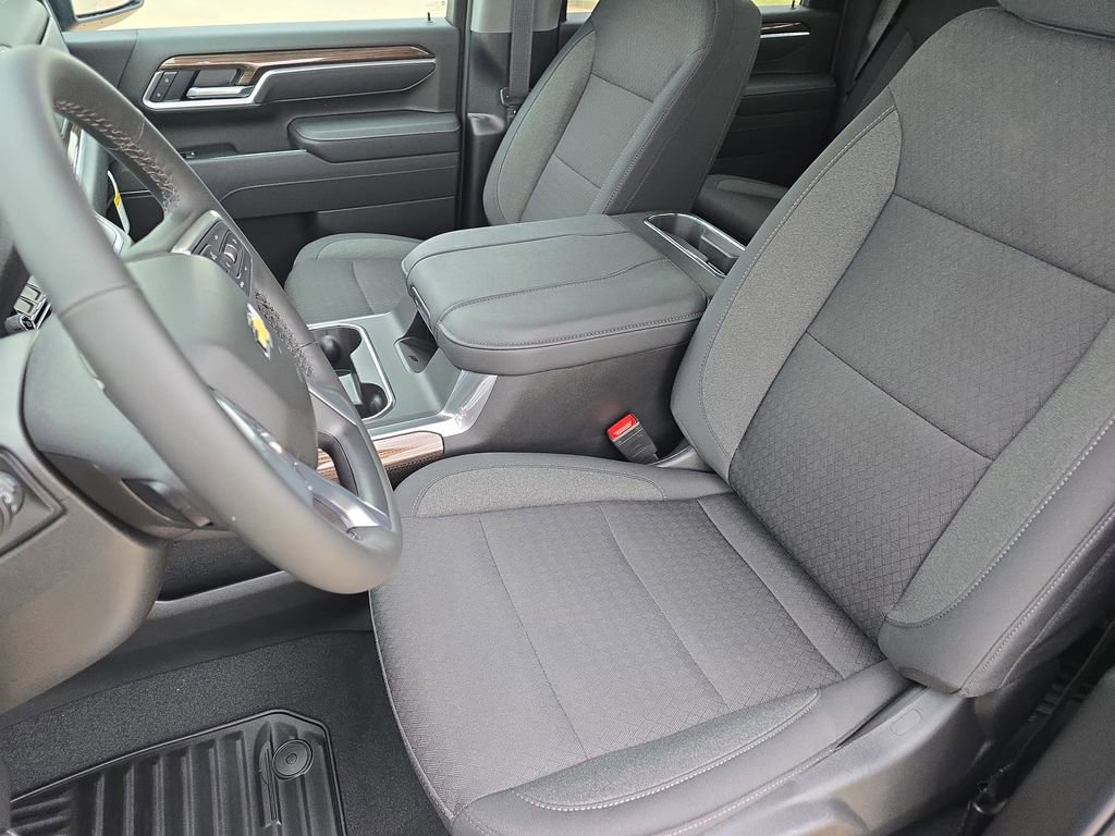 New 2026 Chevrolet Silverado 3500 LT image 14