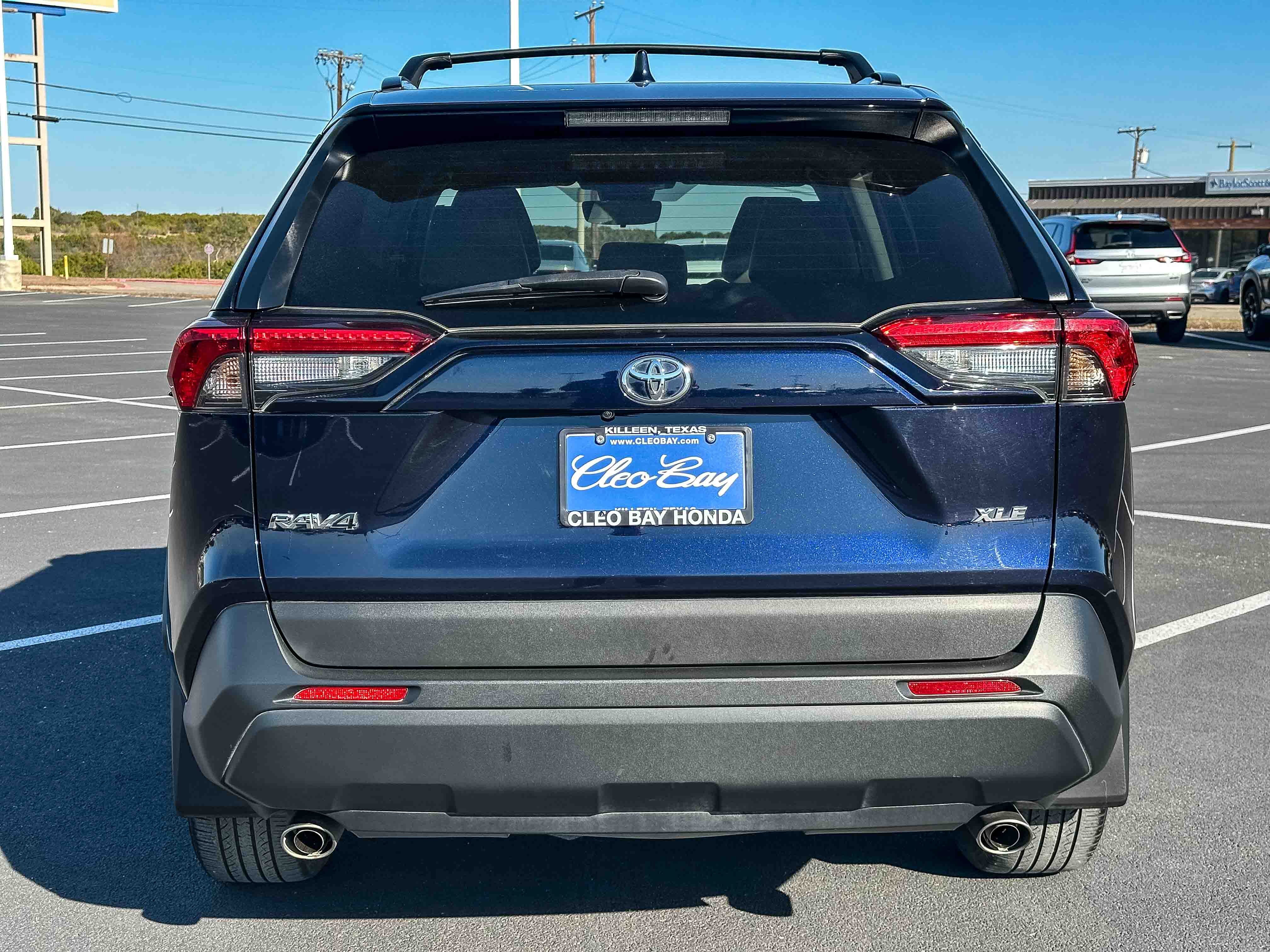 Used 2024 Toyota RAV4 XLE Premium image 7