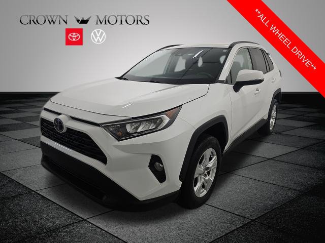 Used 2021 Toyota RAV4 XLE AWD/4WD image 3