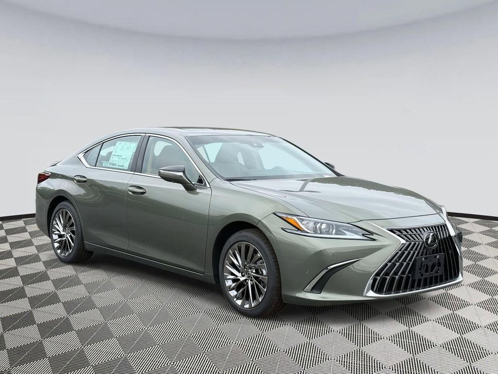 New 2025 Lexus ES 300h w/ Luxury Package
