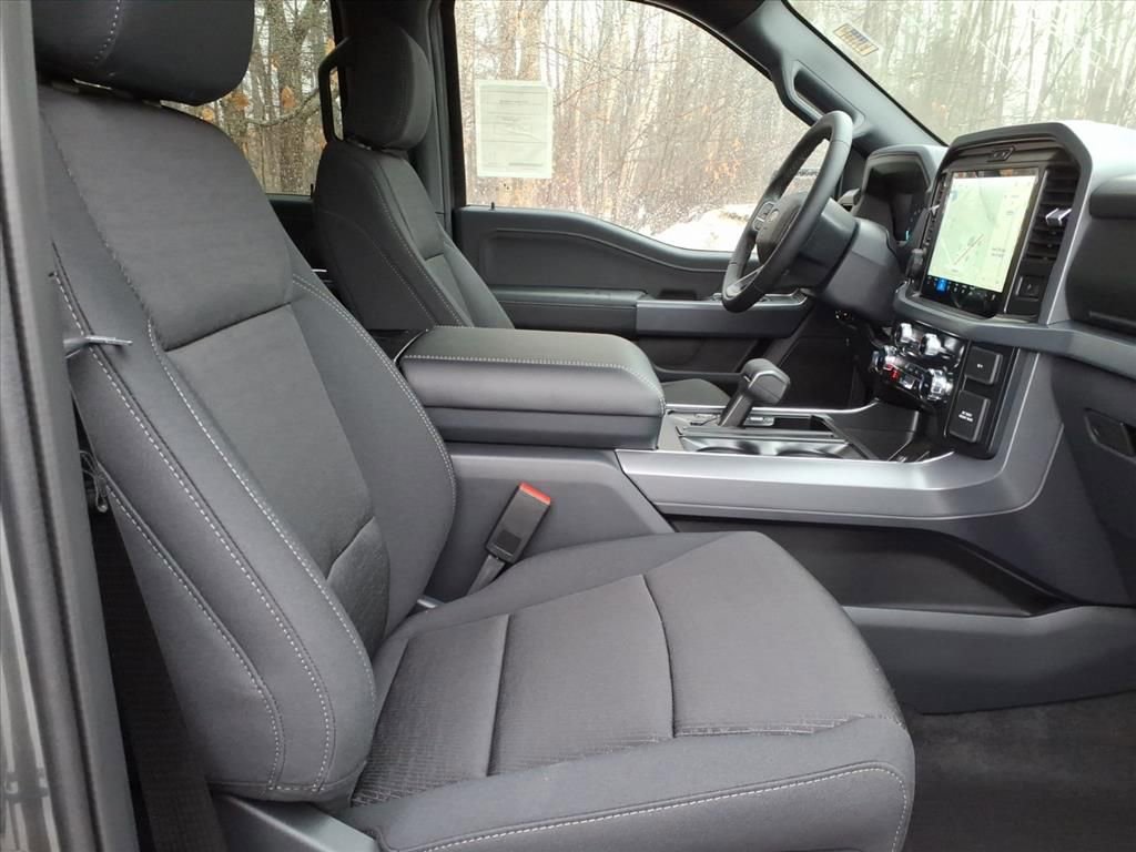 New 2026 Ford F150 XLT w/ Equipment Group 302A MID image 14