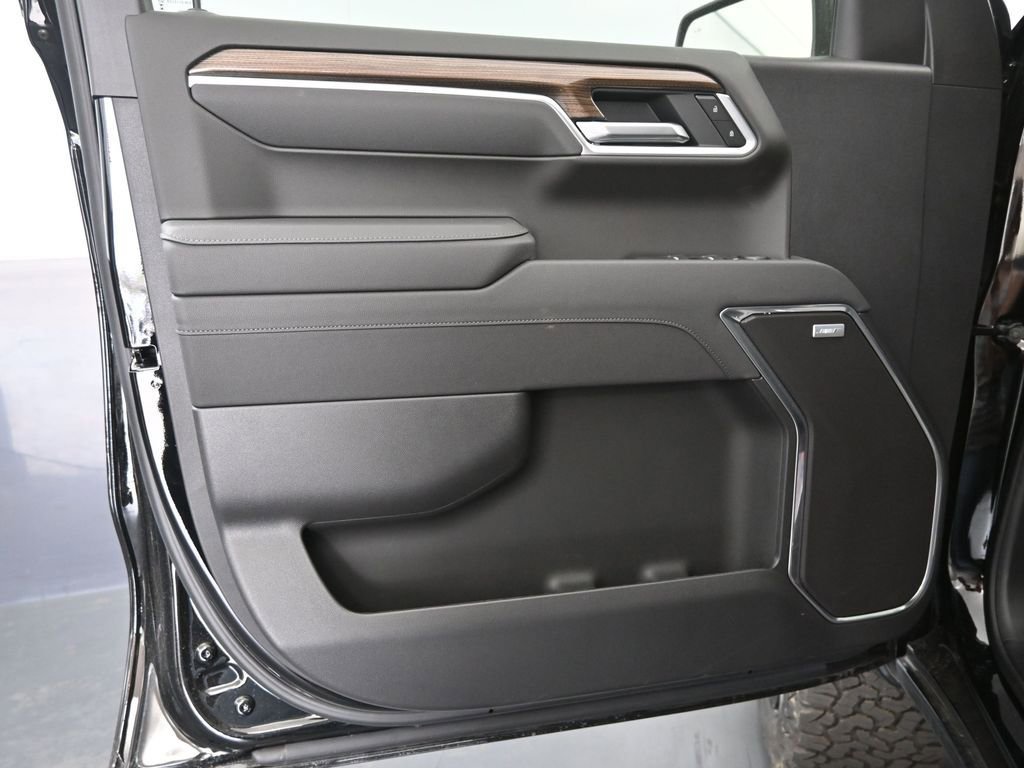 New 2025 Chevrolet Silverado 1500 RST image 18