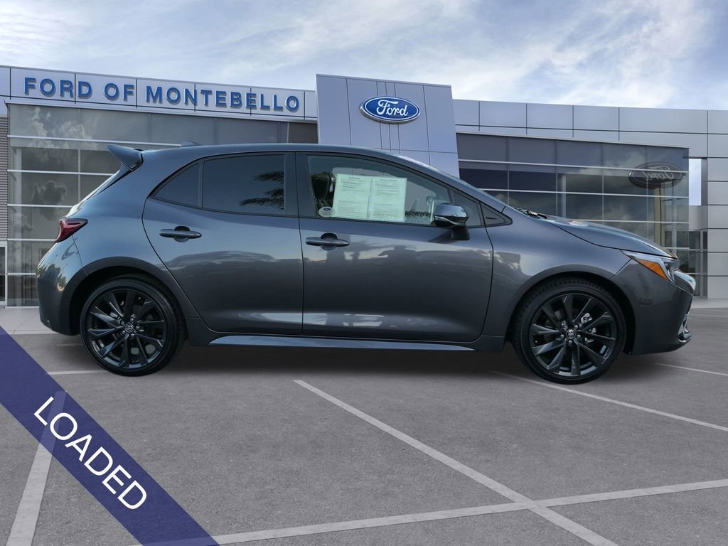 Used 2025 Toyota Corolla XSE image 2