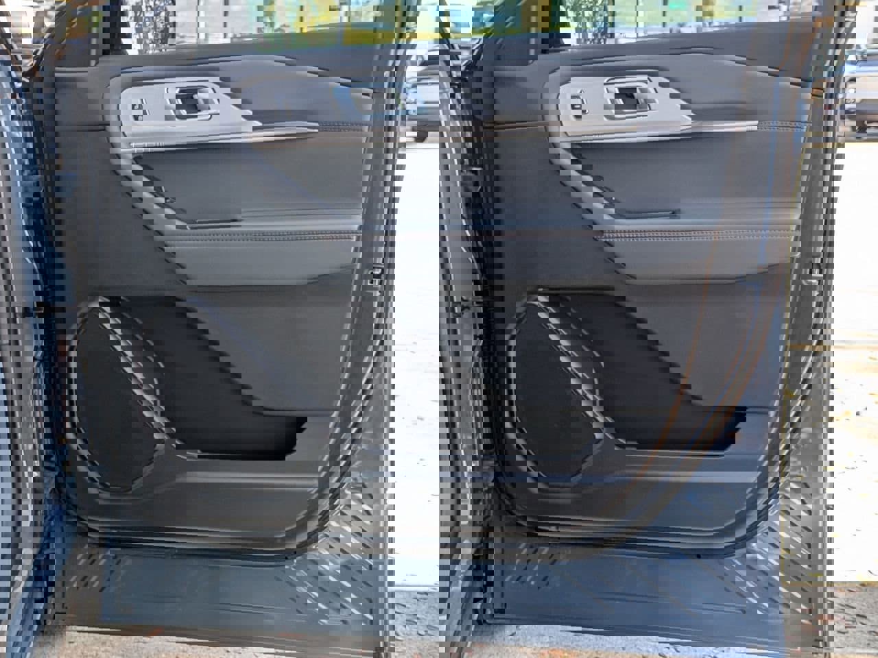 Used 2025 Ford Explorer Active w/ Active Comfort Package image 20