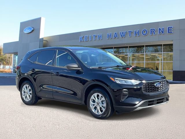 Certified 2025 Ford Escape Active FWD image 1