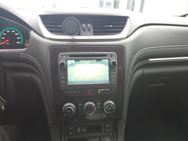 Used 2016 Chevrolet Traverse LT image 8