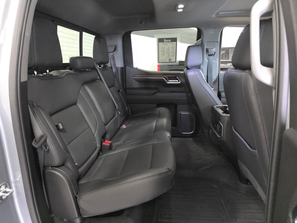 Used 2023 GMC Sierra 1500 Denali w/ Denali Reserve Package AWD/4WD image 11