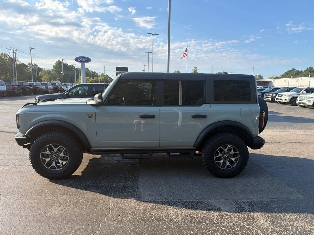 Used 2024 Ford Bronco Badlands AWD/4WD image 6